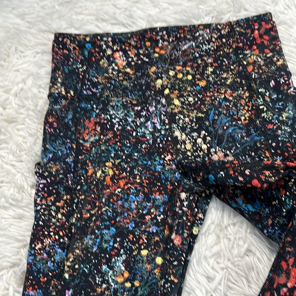 Lululemon Fast & Free 7/8 Tight II *Nulux 25" Flowerescent Multi - Picture 2 of 6
